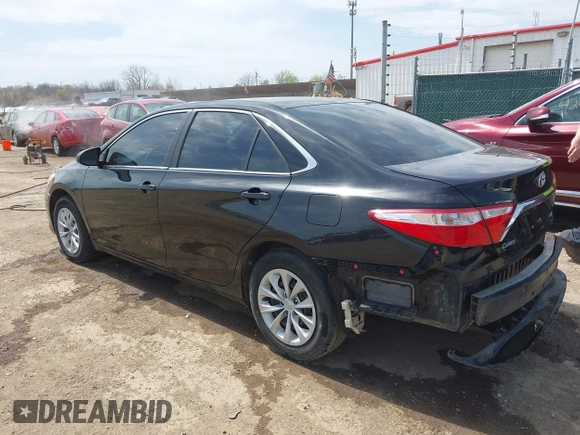 2016 Toyota Camry XLE with VIN 4T4BF1FK0GR581297, listed as a IAAI auction lot 42059507 with 151,777 mi miles. Bid and sale history available at carsss.com. Image 3.