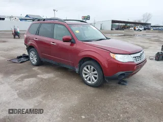2012 Subaru Forester 2.5X Premium with VIN JF2SHBCC1CH425429, listed as a IAAI auction lot 41710662 with 88,753 mi miles. Bid and sale history available at carsss.com. Image 1.