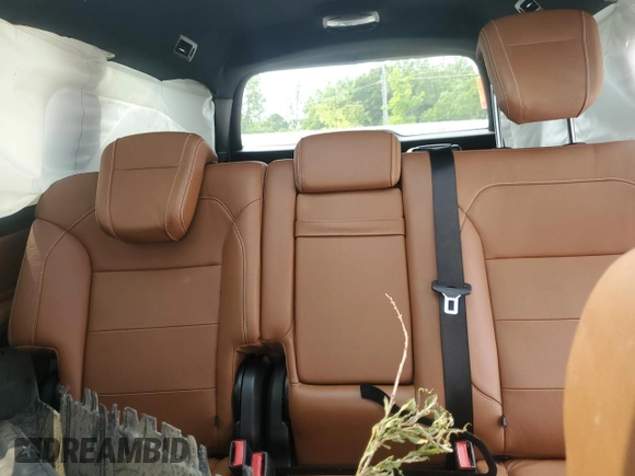2017 Mercedes-Benz GLS 550 z VIN 4JGDF7DE2HA845531, wystawiony jako Copart lot #59298625 z przebiegiem Nie podano mil oraz Czysty tytuł • Clean title. Historia ofert i sprzedaży dostępna na DreamBid. Obrazek 10.