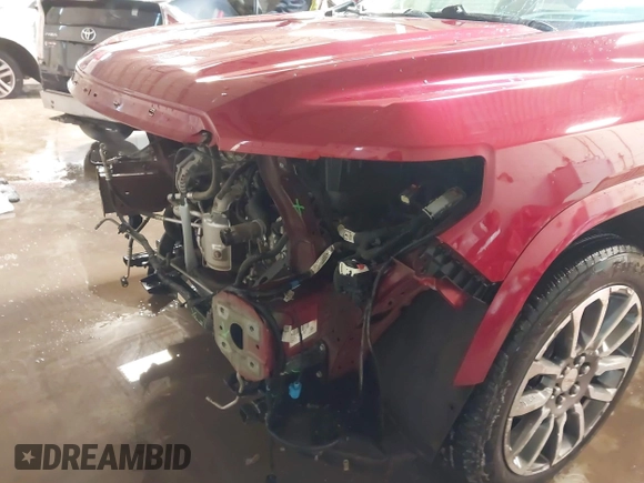 2021 GMC Acadia Denali z VIN 1GKKNXLS7MZ121887, wystawiony jako IAAI lot #41517999 z przebiegiem 100 433 mil mil oraz . Historia ofert i sprzedaży dostępna na DreamBid. Obrazek 6.