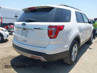 2017 Ford Explorer XLT с VIN 1FM5K7D8XHGA33952, выставлен на аукционе IAAI как лот 42623358 с пробегом 108 415 миль миль и . История ставок и продаж доступна на DreamBid. Изображение 4.