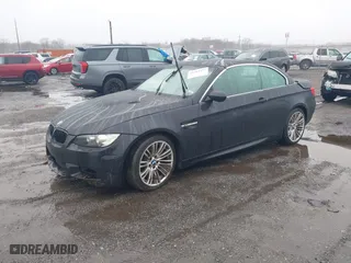 2011 BMW M3 with VIN WBSDX9C56BE784093, listed as a IAAI auction lot 41564377 with 1 mi miles. Bid and sale history available at carsss.com. Image 17.