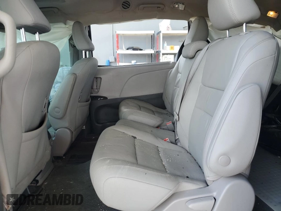 2018 Toyota Sienna XLE Auto Access Seat with VIN 5TDYZ3DC9JS916091, listed as a Copart auction lot 57576615 with 90,967 mi miles and Salvage title. Bid and sale history available at DreamBid. Image 11.