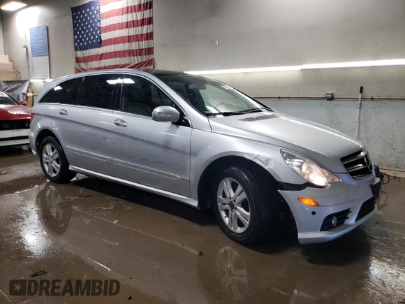 2009 Mercedes-Benz R 3.5L with VIN 4JGCB65E49A092179, listed as a Copart auction lot 46138045 with 157,021 mi miles and Salvage Title. Bid and sale history available at DreamBid. Image 4.