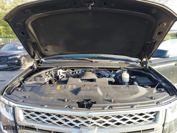 2018 Chevrolet Tahoe LT with VIN 1GNSCBKC1JR365875, listed as a IAAI auction lot 41584072 with 61,957 mi miles. Bid and sale history available at carsss.com. Image 10.