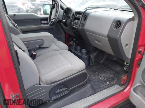 2006 Ford F-150 STX with VIN 1FTRX14W76NA63731, listed as a IAAI auction lot 41351456 with 390,659 mi miles. Bid and sale history available at carsss.com. Image 5.