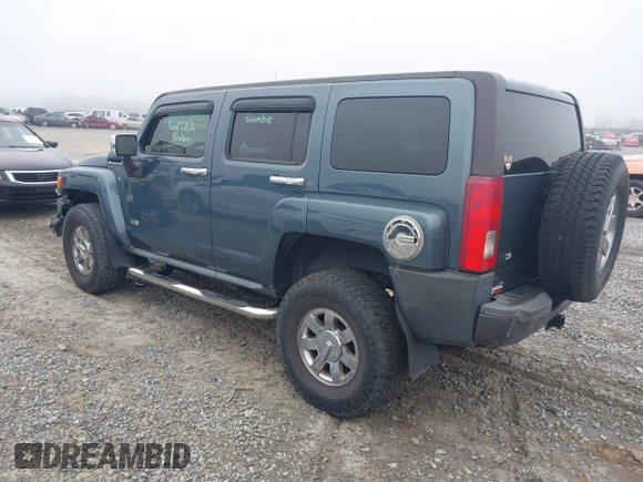 2007 Hummer H3 SUV with VIN 5GTDN13E178106008, listed as a IAAI auction lot 41114010 with 172,695 mi miles. Bid and sale history available at carsss.com. Image 3.
