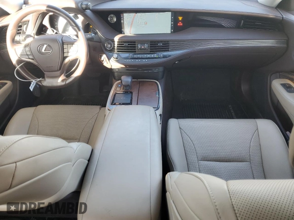 2020 Lexus LS with VIN JTHD51FF5L5012803, listed as a Copart auction lot 75730534 with 30,365 mi miles and Salvage Title. Bid and sale history available at carsss.com. Image 8.