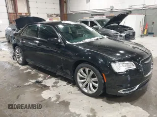 2019 Chrysler 300 Touring with VIN 2C3CCAAG1KH743808, listed as a IAAI auction lot 41574456 with 60,605 mi miles. Bid and sale history available at carsss.com. Image 1.