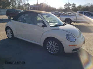 2009 Volkswagen Beetle S with VIN 3VWRF31Y89M409768, listed as a Copart auction lot 88046085 with 150,988 mi miles and Salvage title. Bid and sale history available at DreamBid. Image 4.