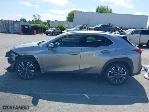 2019 Lexus UX with VIN JTHY3JBH7K2006547, listed as a IAAI auction lot 41989840 with 45,758 mi miles. Bid and sale history available at carsss.com. Image 15.