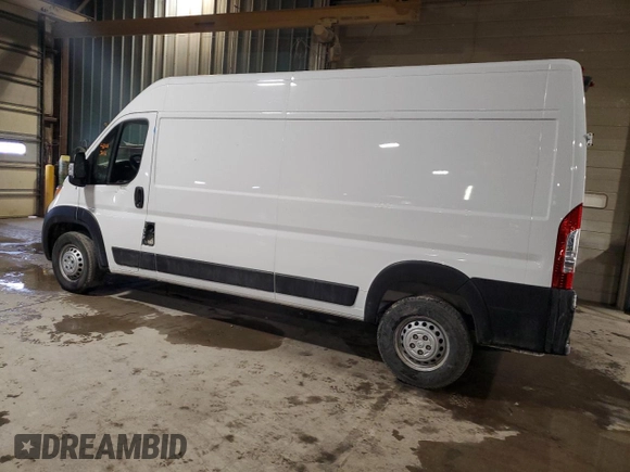 2024 Ram ProMaster Cargo Tradesman with VIN 3C6LRVDG0RE132534, listed as a Copart auction lot 48013655 with 27,227 mi miles and Clean Title. Bid and sale history available at DreamBid. Image 2.