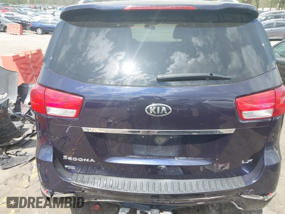 2018 Kia Sedona LX with VIN KNDMB5C16J6424343, listed as a IAAI auction lot 41952305 with 130,439 mi miles. Bid and sale history available at carsss.com. Image 16.