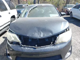2012 Toyota Camry SE with VIN 4T1BK1FK2CU521649, listed as a IAAI auction lot 41852769 with 260,239 mi miles. Bid and sale history available at carsss.com. Image 12.