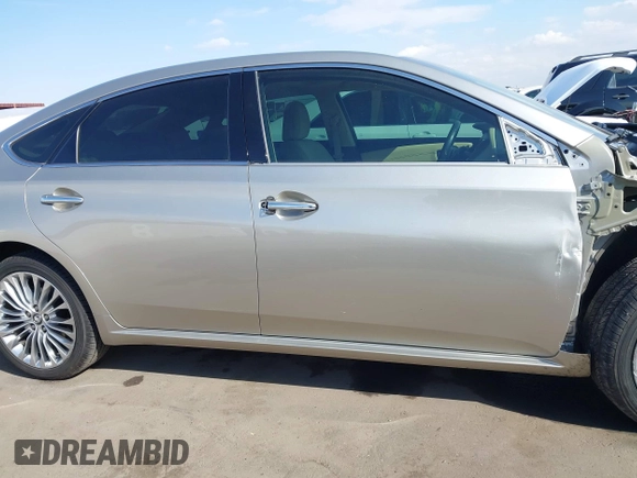 2018 Toyota Avalon XLE with VIN 4T1BK1EBXJU268188, listed as a IAAI auction lot 41441923 with 42,057 mi miles and . Bid and sale history available at DreamBid. Image 14.