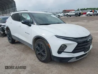 2024 Chevrolet Blazer LT с VIN 3GNKBDR43RS210038, выставлен на аукционе IAAI как лот 42144722 с пробегом 10 862 миль миль и . История ставок и продаж доступна на DreamBid. Изображение 1.