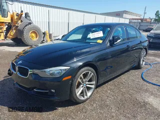 2013 BMW 3 Series 328i with VIN WBA3A5C58DJ462110, listed as a IAAI auction lot 41974562 with 94,211 mi miles. Bid and sale history available at carsss.com. Image 18.