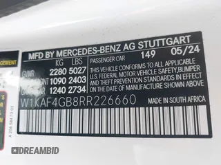 2024 Mercedes-Benz C 300 z VIN W1KAF4GB8RR226660, wystawiony jako IAAI lot #42199703 z przebiegiem 7 998 mil mil oraz . Historia ofert i sprzedaży dostępna na DreamBid. Obrazek 9.