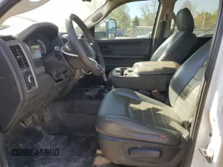 2018 Ram 5500 Tradesman with VIN 3C7WRNFL2JG371658, listed as a Copart auction lot 52543245 with 150,250 mi miles and Salvage Title. Bid and sale history available at carsss.com. Image 7.