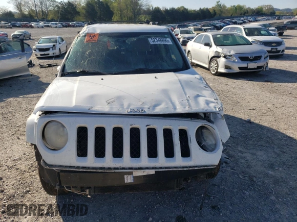 2014 Jeep Patriot Sport with VIN 1C4NJRBB8ED531095, listed as a Copart auction lot 52348895 with 204,785 mi miles and Clean Title. Bid and sale history available at carsss.com. Image 5.