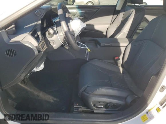 2024 Lexus ES 300h Luxury с VIN 58AEA1C16RU047265, выставлен на аукционе Copart как лот 41877325 с пробегом 2 439 миль миль и Списание • Salvage title. История ставок и продаж доступна на DreamBid. Изображение 7.