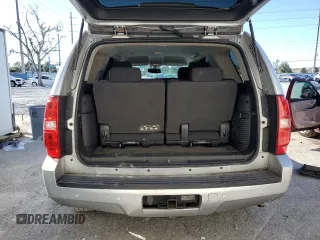 2013 Chevrolet Tahoe LS z VIN 1GNSKAE04DR332680, wystawiony jako Copart lot #81899914 z przebiegiem 216 063 mil mil oraz Szkoda całkowita • Salvage title. Historia ofert i sprzedaży dostępna na DreamBid. Obrazek 6.