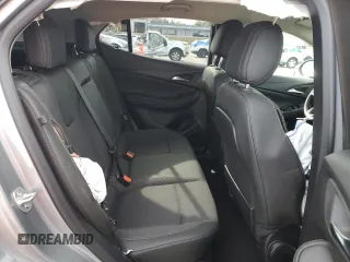 2025 Buick Encore GX Preferred z VIN KL4AMBSP7SB005664, wystawiony jako Copart lot #50201675 z przebiegiem 12 793 mil mil oraz Szkoda całkowita • Salvage title. Historia ofert i sprzedaży dostępna na DreamBid. Obrazek 11.