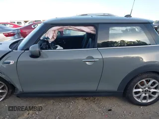 2019 MINI Hardtop Cooper with VIN WMWXP5C57K2H30039, listed as a IAAI auction lot 42301699 with 67,473 mi miles and . Bid and sale history available at DreamBid. Image 15.