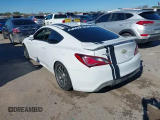 2015 Hyundai Genesis Coupe 3.8L Base с VIN KMHHT6KJ7FU129370, выставлен на аукционе IAAI как лот 41257177 с пробегом Не указан миль и . История ставок и продаж доступна на DreamBid. Изображение 3.