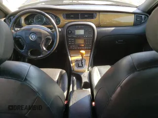 2002 Jaguar X-Type z VIN SAJEA51C92WC28396, wystawiony jako Copart lot #54454905 z przebiegiem 145 694 mil mil oraz Szkody całkowita. Historia ofert i sprzedaży dostępna na DreamBid. Obrazek 8.