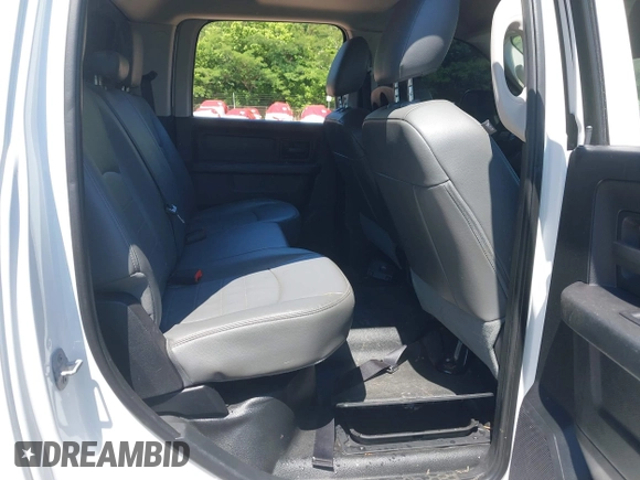 2014 Ram 2500 Tradesman с VIN 3C6UR5CL2EG328329, выставлен на аукционе IAAI как лот 42300073 с пробегом Не указан миль и . История ставок и продаж доступна на DreamBid. Изображение 8.