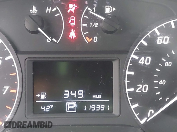 2017 Nissan Sentra SV with VIN 3N1AB7AP9HY312390, listed as a IAAI auction lot 41723913 with 119,391 mi miles. Bid and sale history available at carsss.com. Image 15.
