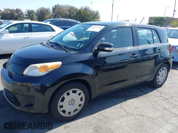 2009 Scion xD z VIN JTKKU104X9J044237, wystawiony jako IAAI lot #42544426 z przebiegiem 135 648 mil mil oraz . Historia ofert i sprzedaży dostępna na DreamBid. Obrazek 2.