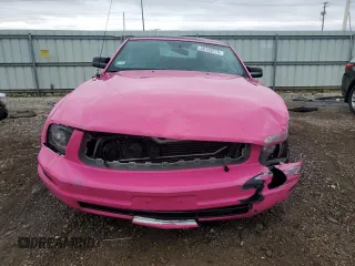 2009 Ford Mustang with VIN 1ZVHT84N595116922, listed as a Copart auction lot 55129515 with 180,469 mi miles and Salvage title. Bid and sale history available at DreamBid. Image 5.