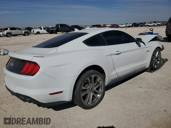 2021 Ford Mustang GT z VIN 1FA6P8CF2M5117291, wystawiony jako Copart lot #46327595 z przebiegiem Nie podano mil oraz Szkody całkowita. Historia ofert i sprzedaży dostępna na DreamBid. Obrazek 3.