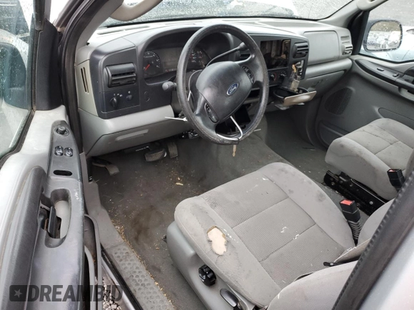 2007 Ford Super Duty F-250 XL with VIN 1FTNX20507EA02465, listed as a Copart auction lot 81718954 with 299,543 mi miles and Clean Title. Bid and sale history available at carsss.com. Image 8.
