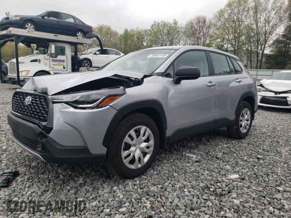 2024 Toyota Corolla Cross L z VIN 7MUAAAAG7RV091416, wystawiony jako Copart lot #55642145 z przebiegiem 8 722 mil mil oraz Szkoda całkowita • Salvage title. Historia ofert i sprzedaży dostępna na DreamBid. Obrazek 1.