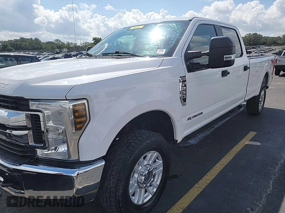 2018 Ford F-250 XL with VIN 1FT7W2BT1JEC45930, listed as a IAAI auction lot 42717462 with 134,466 mi miles and . Bid and sale history available at DreamBid. Image 3.
