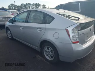 2010 Toyota Prius II with VIN JTDKN3DU8A0099922, listed as a IAAI auction lot 42186386 with 170,304 mi miles and . Bid and sale history available at DreamBid. Image 3.