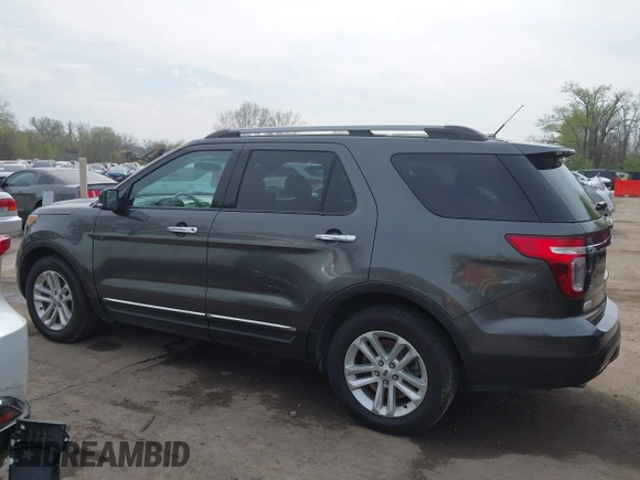 2015 Ford Explorer XLT with VIN 1FM5K7D84FGC63421, listed as a IAAI auction lot 41976273 with 62,362 mi miles and . Bid and sale history available at carsss.com. Image 14.