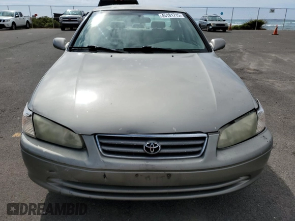 2001 Toyota Camry LE z VIN JT2BF22K310338343, wystawiony jako Copart lot #45181715 z przebiegiem 183 500 mil mil oraz Szkoda całkowita • Salvage title. Historia ofert i sprzedaży dostępna na DreamBid. Obrazek 5.