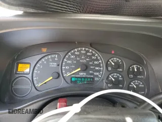 2000 Chevrolet Silverado 1500 with VIN 2GCEC19W0Y1389281, listed as a Copart auction lot 51279665 with 186,773 mi miles and Clean Title. Bid and sale history available at DreamBid. Image 9.