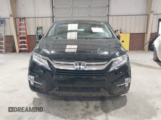 2018 Honda Odyssey Touring with VIN 5FNRL6H87JB105410, listed as a IAAI auction lot 41860707 with 91,908 mi miles. Bid and sale history available at carsss.com. Image 12.
