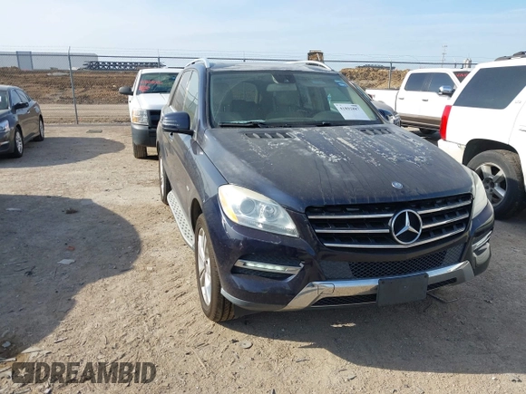 2012 Mercedes-Benz M ML 350 with VIN 4JGDA5HB9CA056210, listed as a IAAI auction lot 41892887 with 178,836 mi miles. Bid and sale history available at carsss.com. Image 1.