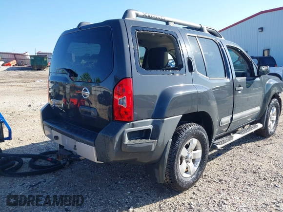 2013 Nissan Xterra S z VIN 5N1AN0NW7DN816369, wystawiony jako IAAI lot #42296551 z przebiegiem 150 551 mil mil oraz . Historia ofert i sprzedaży dostępna na DreamBid. Obrazek 4.