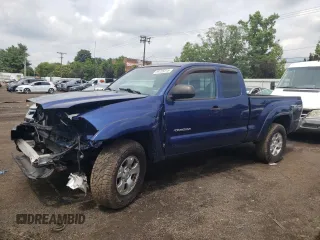 2014 Toyota Tacoma with VIN 5TFUU4EN5EX106329, listed as a Copart auction lot 59705015 with 186,040 mi miles and Salvage title. Bid and sale history available at DreamBid. Image 1.
