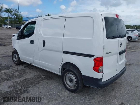 2015 Nissan NV200 SV with VIN 3N6CM0KNXFK728840, listed as a IAAI auction lot 42013485 with 138,479 mi miles. Bid and sale history available at carsss.com. Image 3.