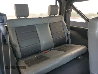2008 Jeep Wrangler X z VIN 1J4FA24168L549082, wystawiony jako Copart lot #58178805 z przebiegiem 150 606 mil mil oraz Szkoda całkowita • Salvage title. Historia ofert i sprzedaży dostępna na DreamBid. Obrazek 11.