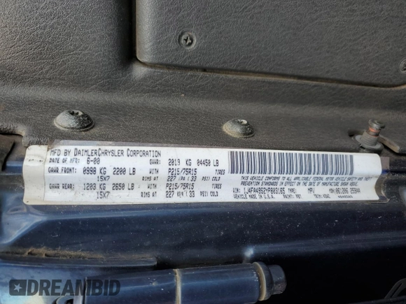 2000 Jeep Wrangler Sport with VIN 1J4FA49S2YP803165, listed as a Copart auction lot 85611904 with 192,427 mi miles and Non repairable. Bid and sale history available at DreamBid. Image 12.