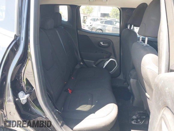 2018 Jeep Renegade Latitude with VIN ZACCJBBB2JPH44585, listed as a IAAI auction lot 42392971 with 64,185 mi miles and . Bid and sale history available at DreamBid. Image 8.
